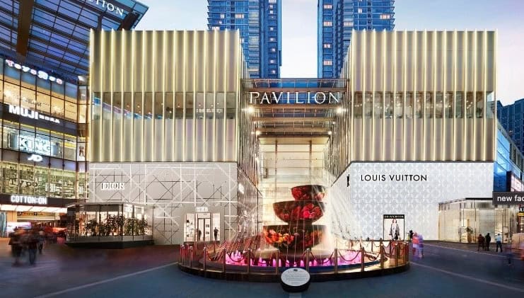 Shopping and entertainment in Kuala Lumpur, Malaysia