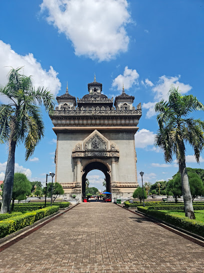 Victory Monument, Laos