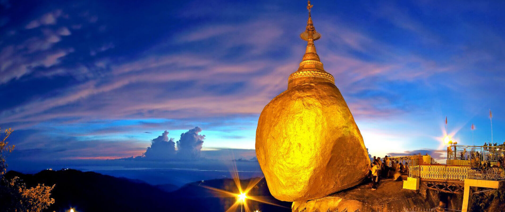 Kyaiktiyo Pagoda Golden Rock Buddhist Temple 